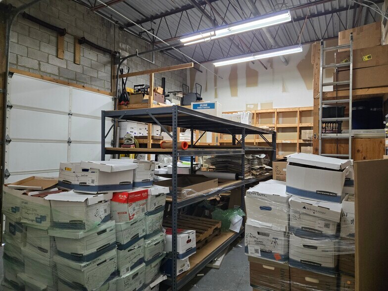 More Photos Of 8227 Cloverleaf Dr, Millersville Light Manufacturing For Sale