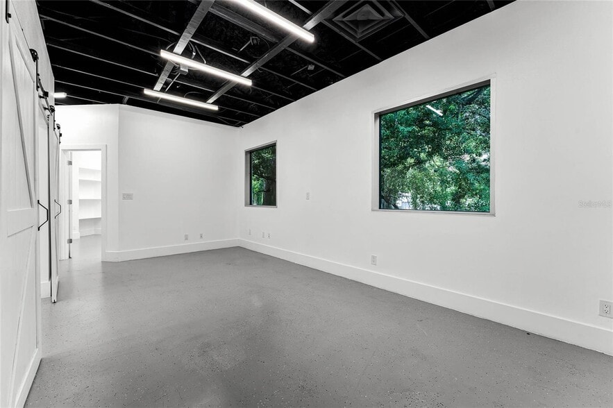 More Photos Of 120 E Marks St, Orlando Loft Creative Space For Lease