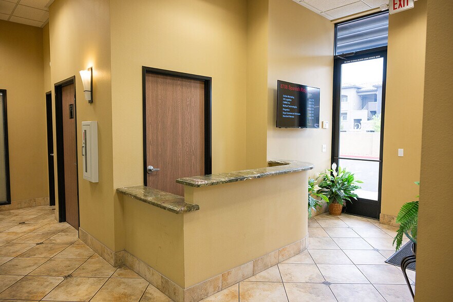 More Photos Of 8708 Spanish Ridge Ave, Las Vegas Office For Sale