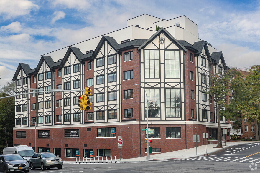 Primary Photo Of 241-15 Northern Blvd, Flushing Apartments For Lease