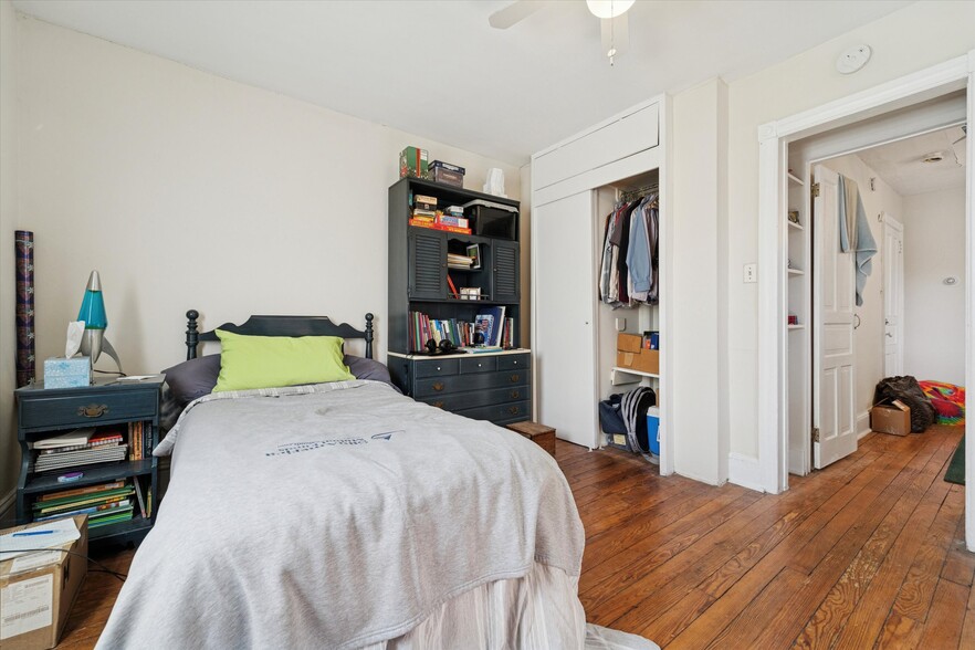 More Photos Of 222 Lippincott Ave, Ardmore Apartments For Sale
