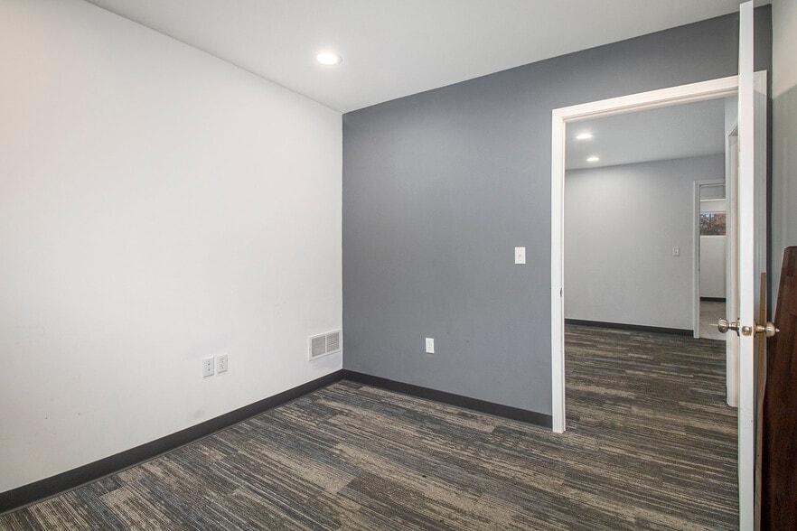 More Photos Of 9486 S Meridian Rd, Clarklake Light Manufacturing For Sale