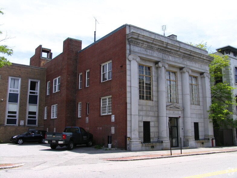 More Photos Of 39 John St, Lowell Office For Lease