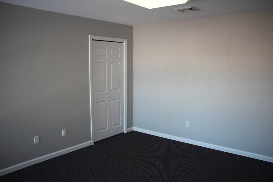 More Photos Of 2679 Route 17M, Goshen Medical For Lease
