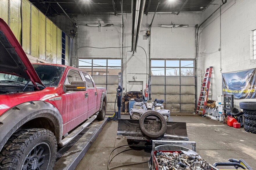 More Photos Of 2401 Fort St, Trenton Warehouse For Sale