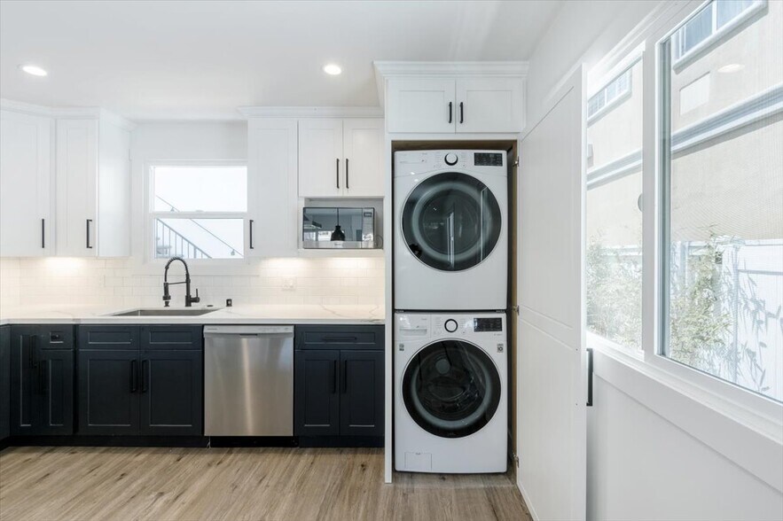 More Photos Of 2420 Grant Ave, Redondo Beach Apartments For Sale
