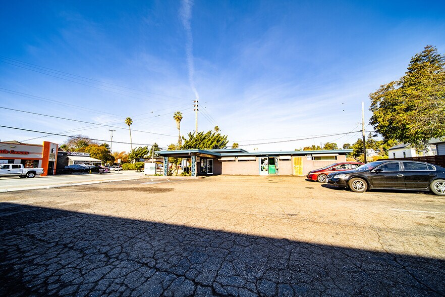 More Photos Of 236 Ocean St, Santa Cruz Office For Sale