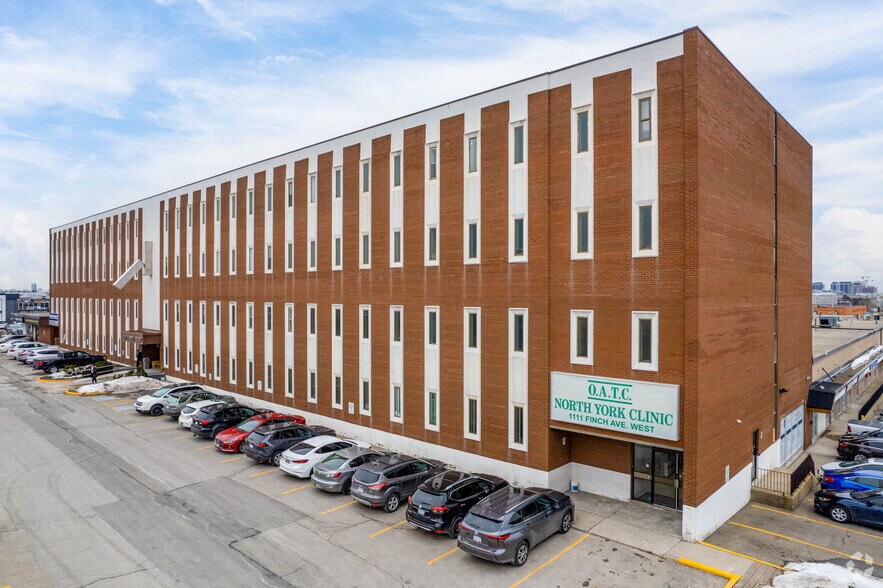 Primary Photo Of 1111 Finch Ave W, Toronto Showroom For Lease