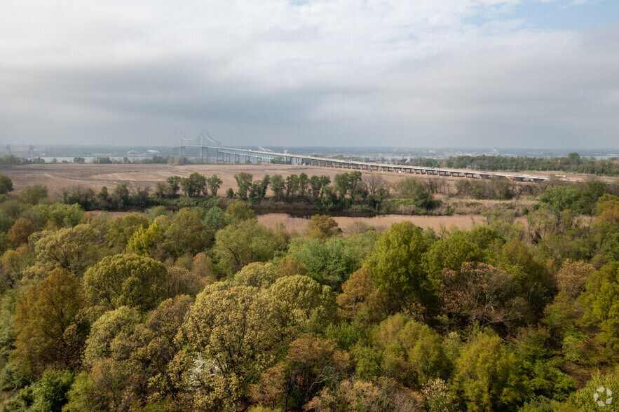 Primary Photo Of Raccoon Is, Logan Township Distribution For Lease