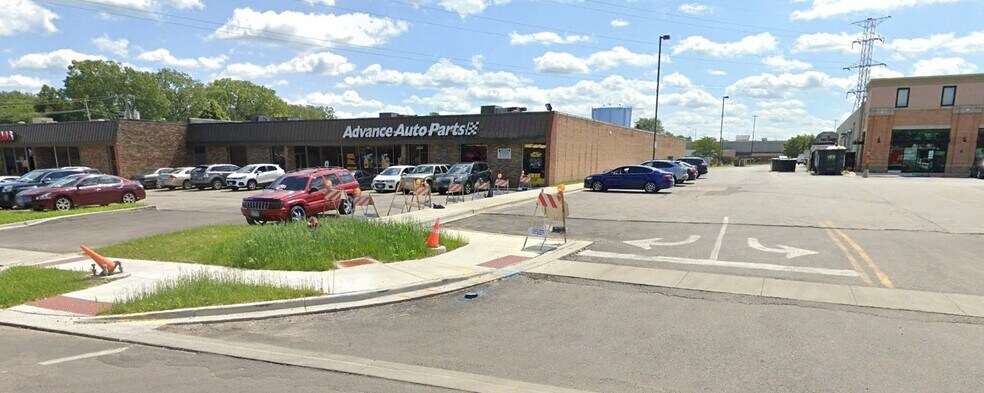 Primary Photo Of 2308-2310 Main St, Evanston Unknown For Sale