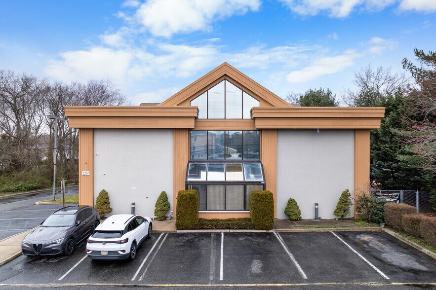 More Photos Of 2214 Route 37 E, Toms River Office For Lease