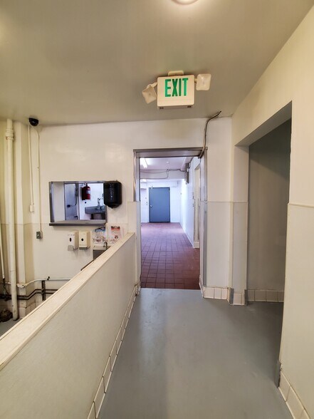 More Photos Of 3414 W Washington Blvd, Los Angeles Storefront Retail Residential For Sale