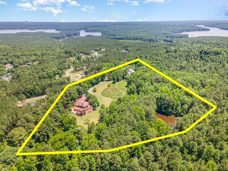 More Photos Of 2540 Seaforth Rd, Pittsboro Theater Concert Hall For Sale