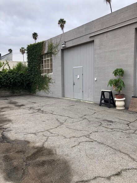 More Photos Of 2010-2020 Lincoln Ave, Pasadena Storefront Retail Office For Lease