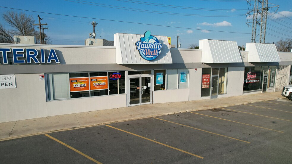 More Photos Of 107-109 Latch Dr, San Antonio Storefront Retail Office For Lease