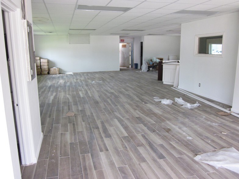 More Photos Of 311 S Burnside Ave, Gonzales Freestanding For Lease