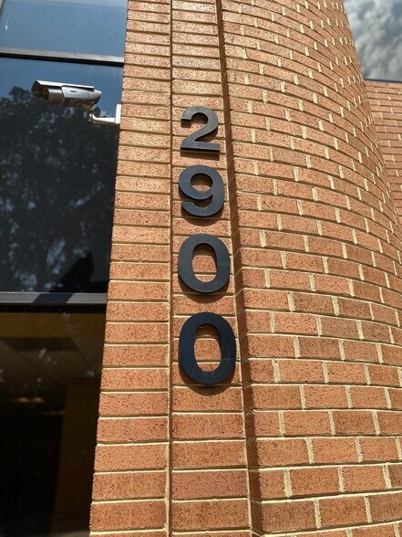More Photos Of 2900 Linden Ln, Silver Spring Office For Lease