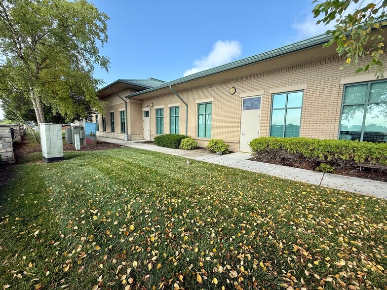 More Photos Of 1725 Western Ave, Findlay Medical For Sale