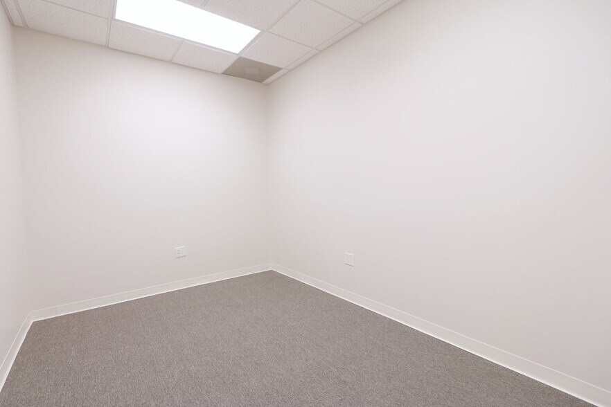 More Photos Of 5296 Highway 1 S, Jonesboro Office For Sale