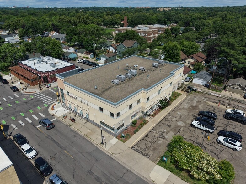 More Photos Of 3809 S 42nd St, Minneapolis Medical For Sale