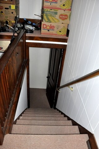 More Photos Of 208 N Park St, Streator Storefront Retail Residential For Sale