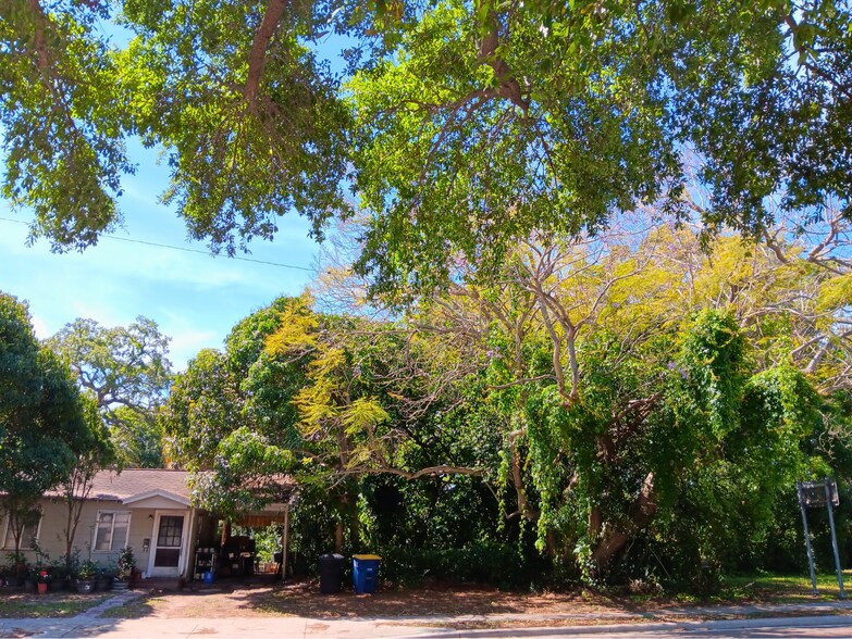 More Photos Of 606 Turner St, Clearwater Land For Sale