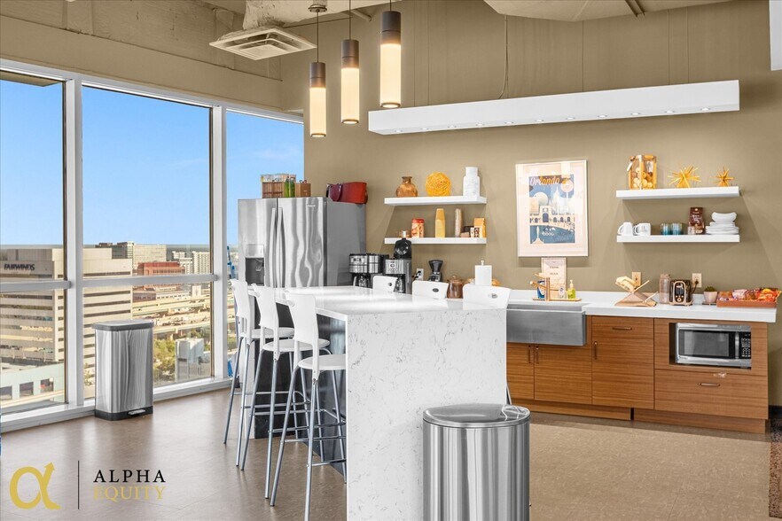 More Photos Of 189 S Orange Ave, Orlando Office Residential For Sale