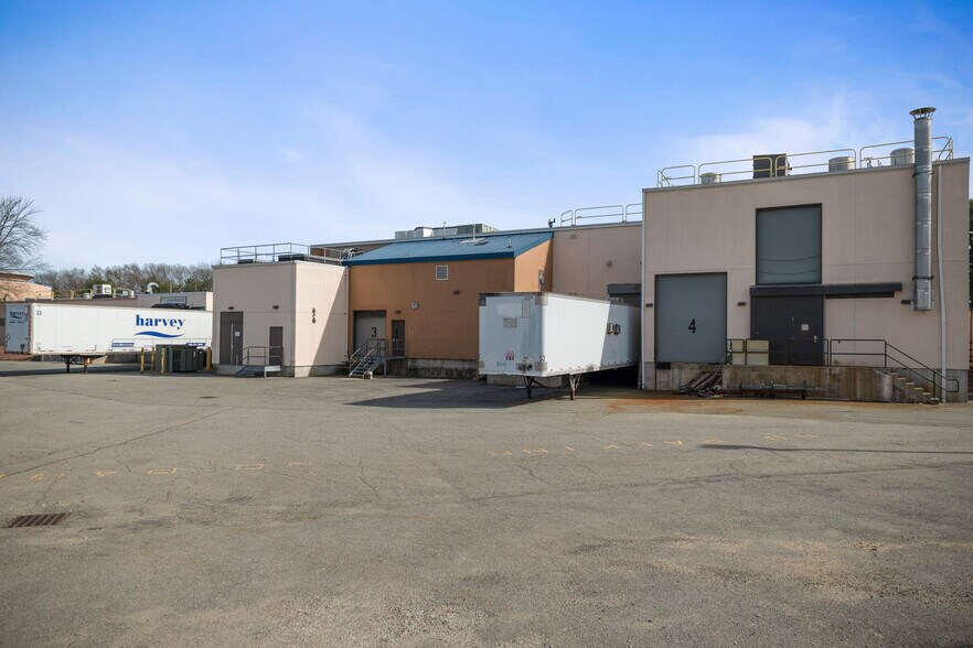 More Photos Of 890 East St, Tewksbury Light Manufacturing For Lease
