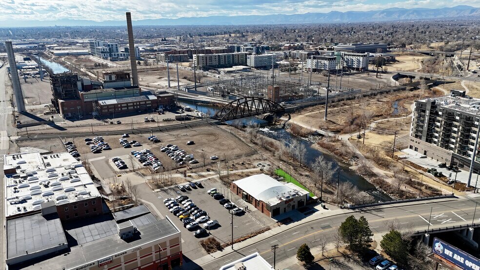 More Photos Of 2060 W Colfax Ave, Denver Freestanding For Lease