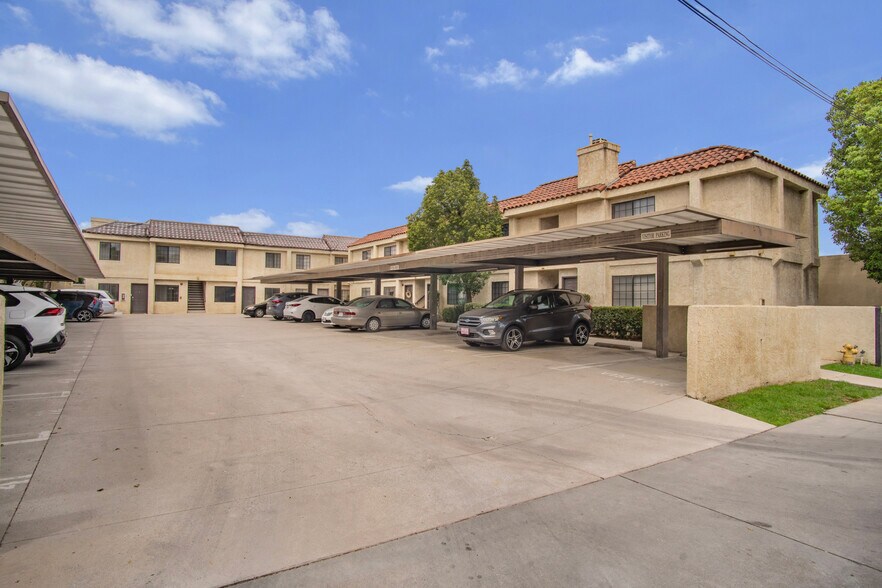 More Photos Of 31701 Ridge Route Rd, Castaic Apartments For Sale