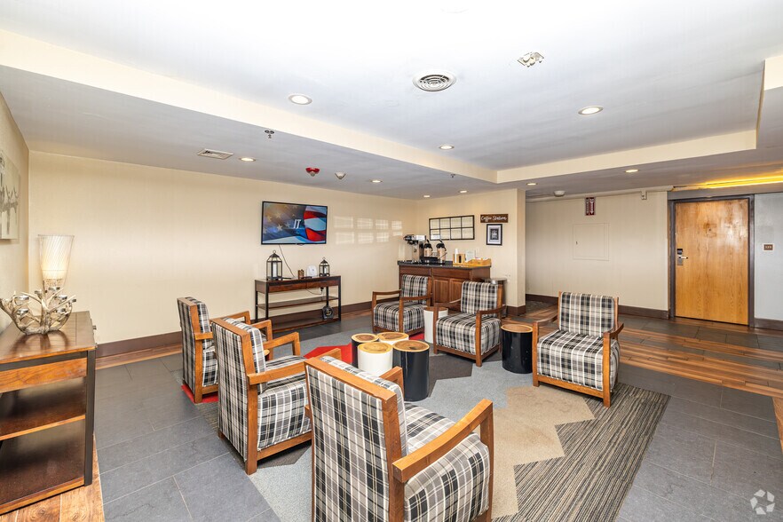 More Photos Of 5311 S Howell Ave, Milwaukee Hotel For Sale