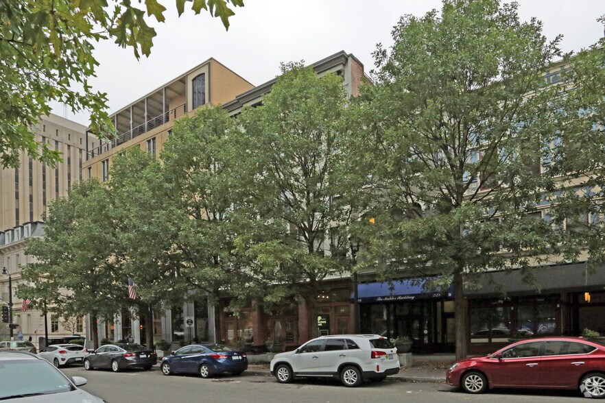 More Photos Of 230 Fayetteville St, Raleigh Loft Creative Space For Lease