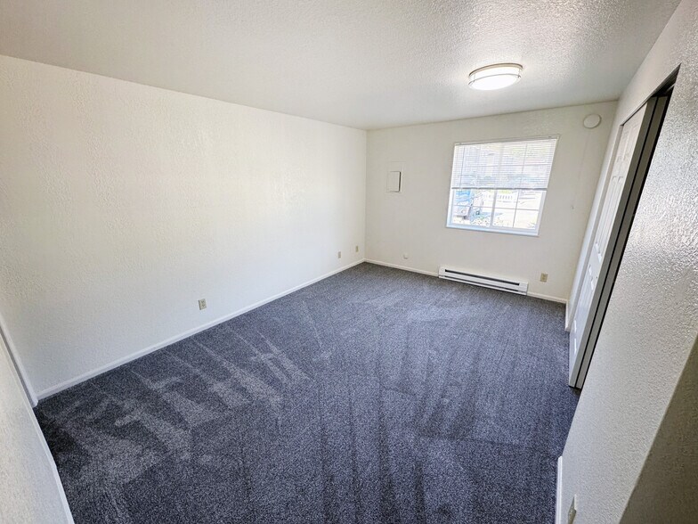 More Photos Of 820 32nd St, Bellingham Apartments For Sale