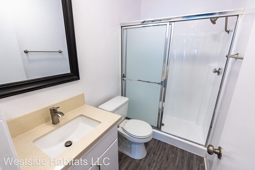 More Photos Of 4444 Ensign Ave, West Toluca Lake Apartments For Sale