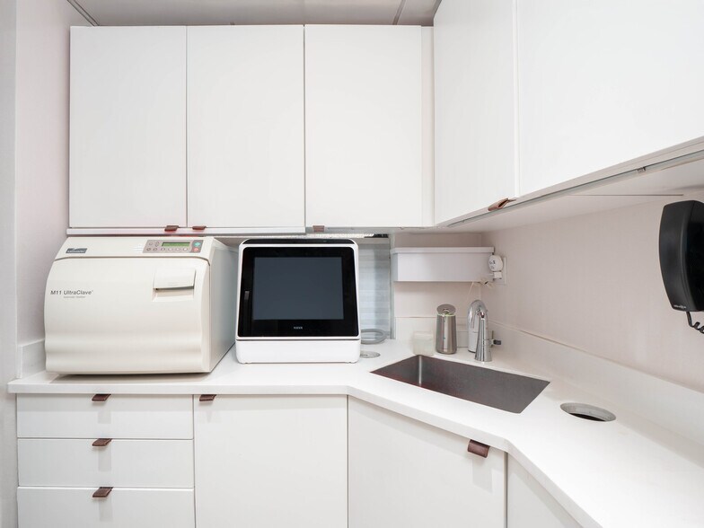 More Photos Of 1025 Fifth Ave, New York Apartments For Sale