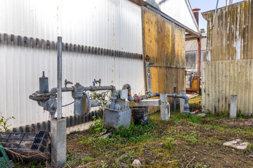 More Photos Of 2150 Elkhorn Rd, Castroville Manufacturing For Sale