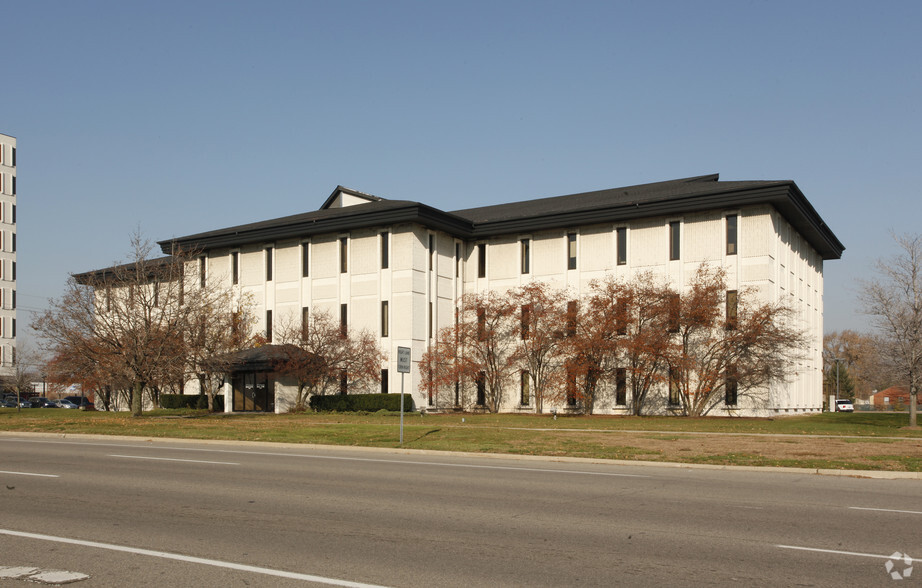 Primary Photo Of 20500 Eureka Rd, Taylor Telecom Hotel Data Hosting For Lease