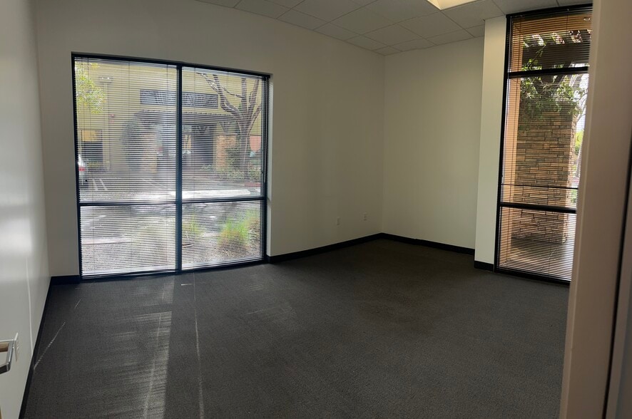 More Photos Of 465 N Whisman Rd, Mountain View Office For Lease