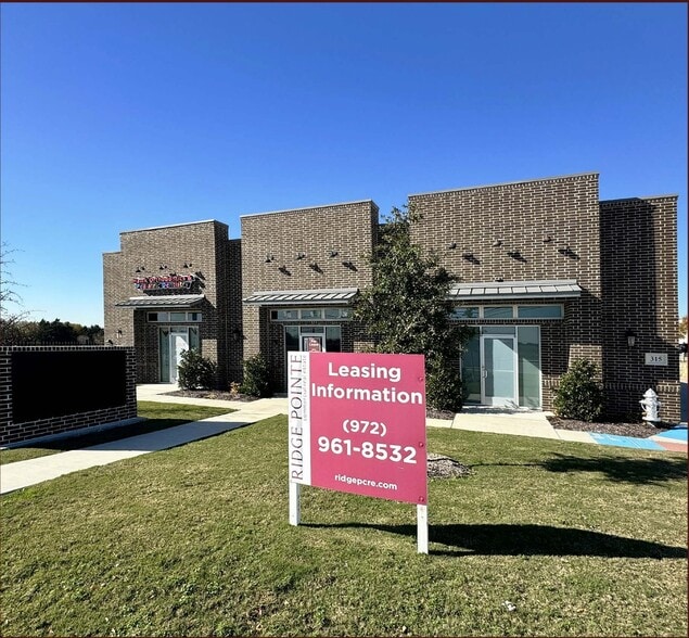 More Photos Of 315 Laurence Dr, Heath Freestanding For Lease