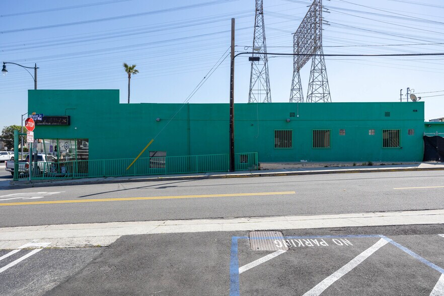 More Photos Of 2500 Artesia Blvd, Redondo Beach General Retail For Sale
