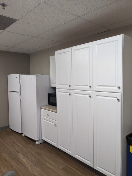 More Photos Of 4150 Tuller Rd, Dublin Research And Development For Lease