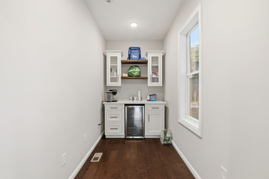 More Photos Of 5 S Main St, Cape May Court House Office Residential For Sale