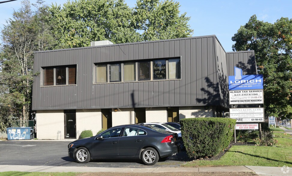 More Photos Of 2070 Deer Park Ave, Deer Park Office For Sale