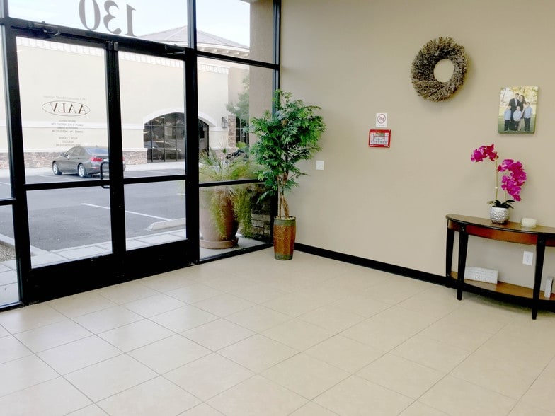 More Photos Of 4315 N Rancho Dr, Las Vegas Loft Creative Space For Lease