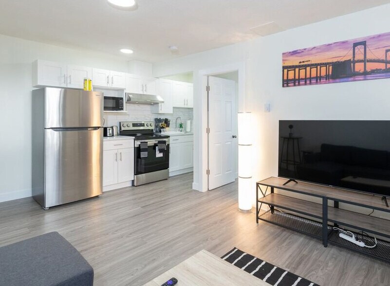 More Photos Of 11682 224 St, Maple Ridge Apartments For Sale