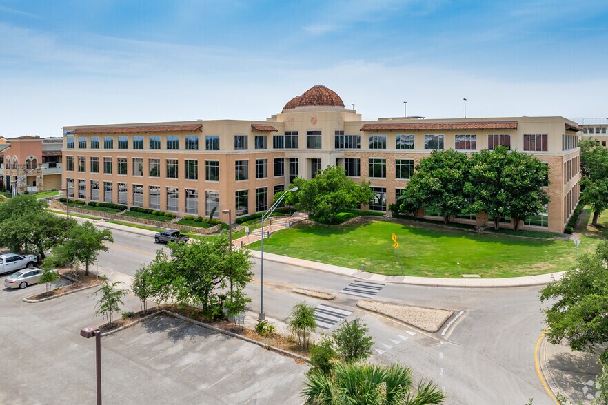 More Photos Of Loop 1604 & Stone Oak Parkway, San Antonio Office For Lease