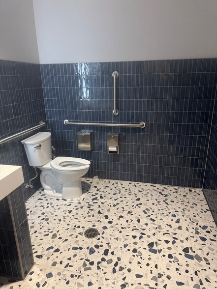 More Photos Of 502 S State St, Orem Freestanding For Lease