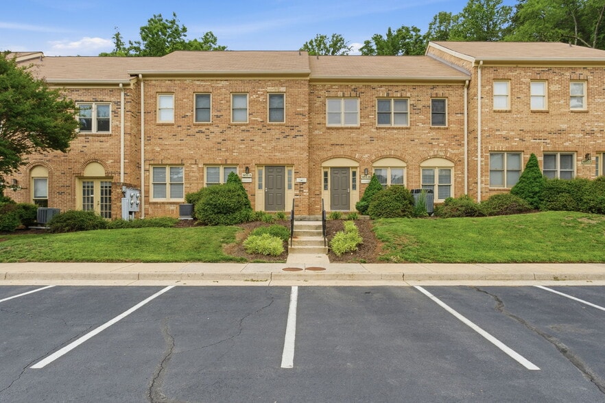Primary Photo Of 5051 Backlick Rd, Annandale Office For Sale