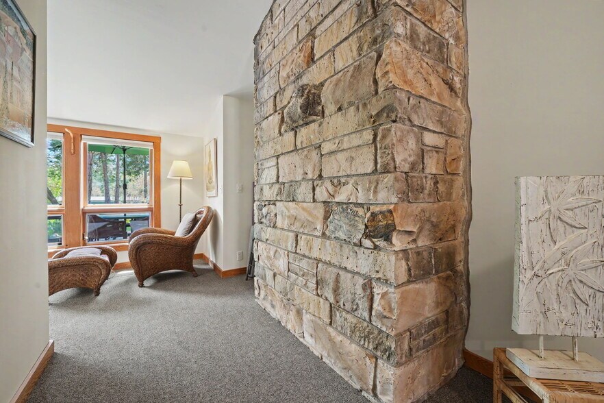 More Photos Of 21376 Consolation St, Volcano Specialty For Sale