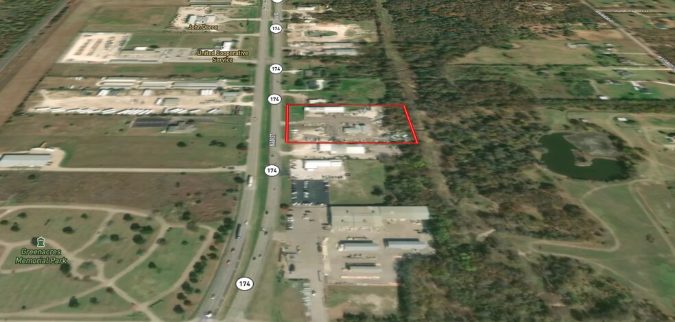 Primary Photo Of 3226 N Main St, Cleburne Warehouse For Lease